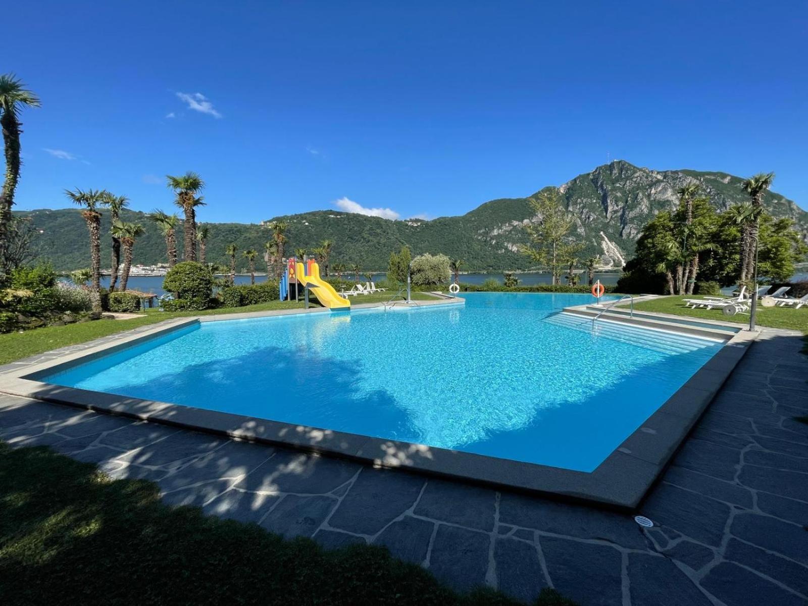 Luganersee, Pool, Strand, Parkplatz, Suite 204 Bissone Exteriör bild