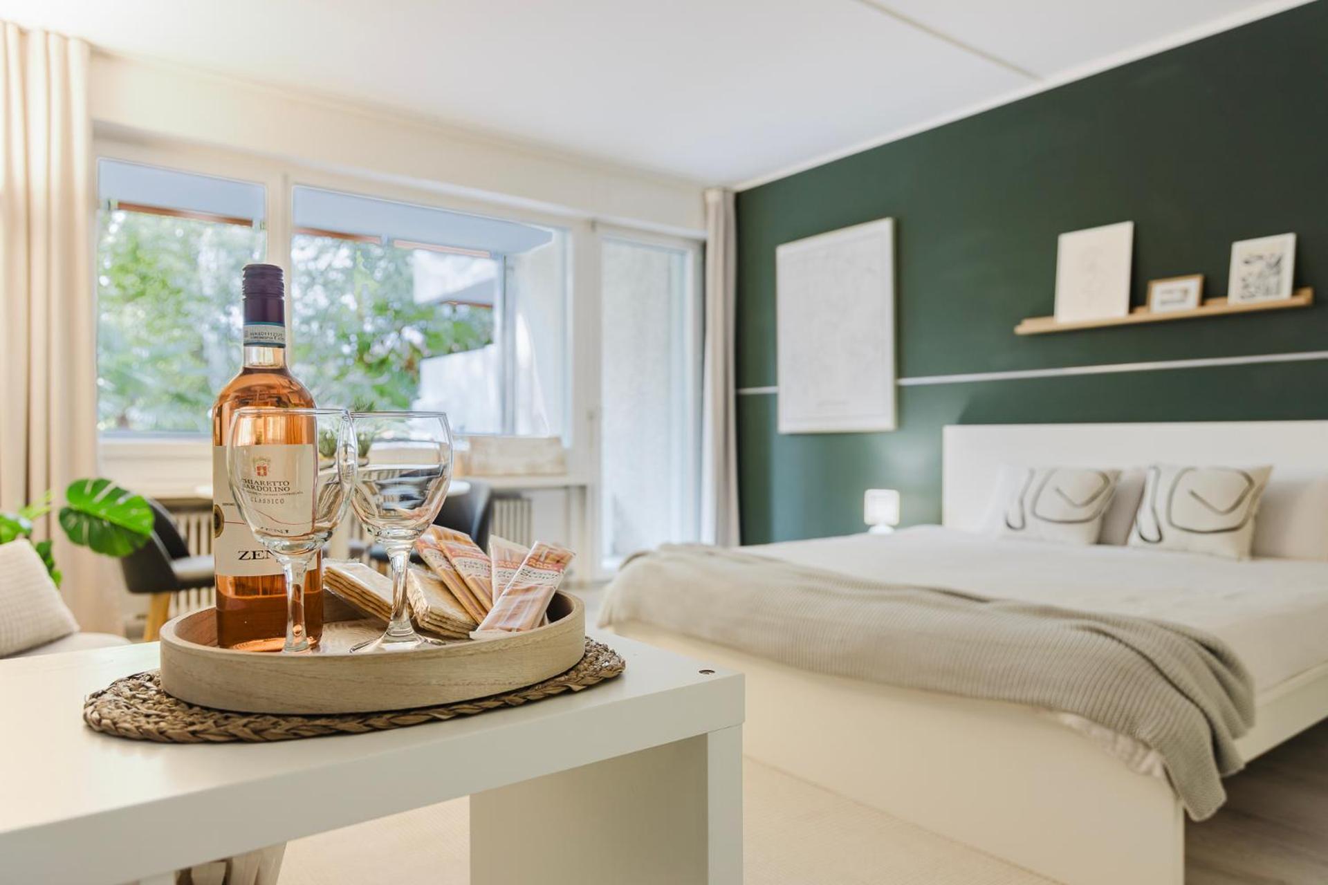 Luganersee, Pool, Strand, Parkplatz, Suite 204 Bissone Exteriör bild