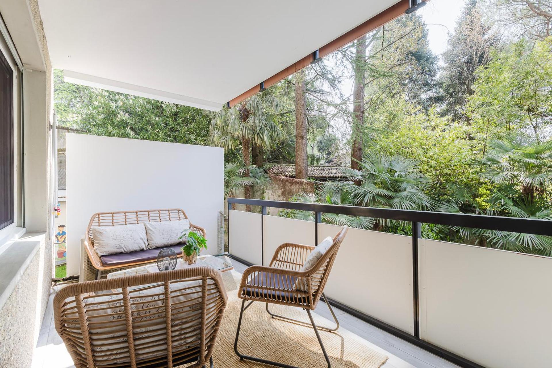 Luganersee, Pool, Strand, Parkplatz, Suite 204 Bissone Exteriör bild